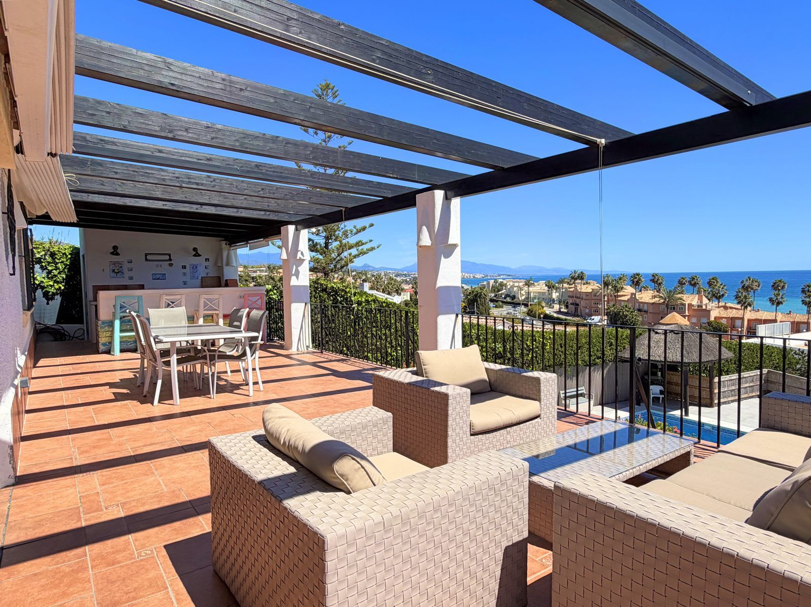 Villa til salgs i Estepona, Bilde 3