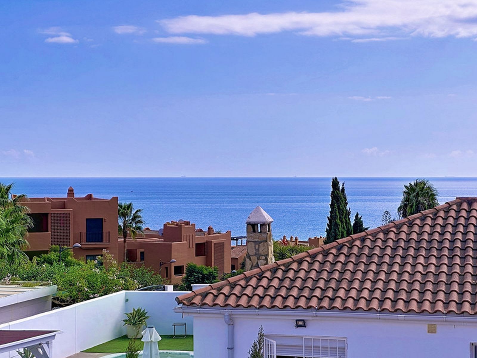 Villa til salgs i Estepona, Bilde 2