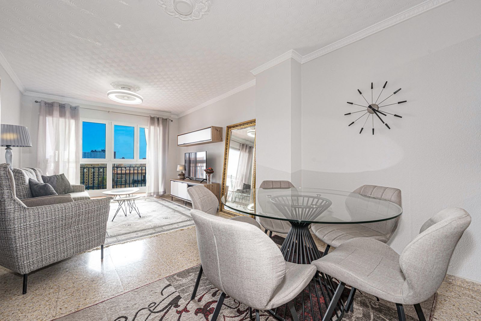 Leilighet midt i bygget til salgs i Torreblanca, Bilde 3