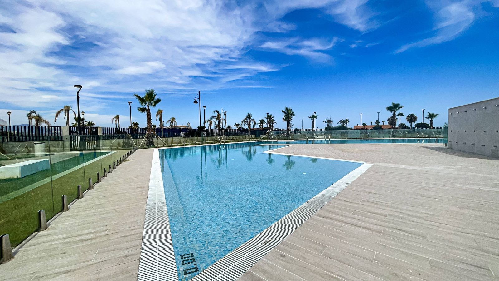 Leilighet midt i bygget til salgs i Torremolinos, Bilde 3