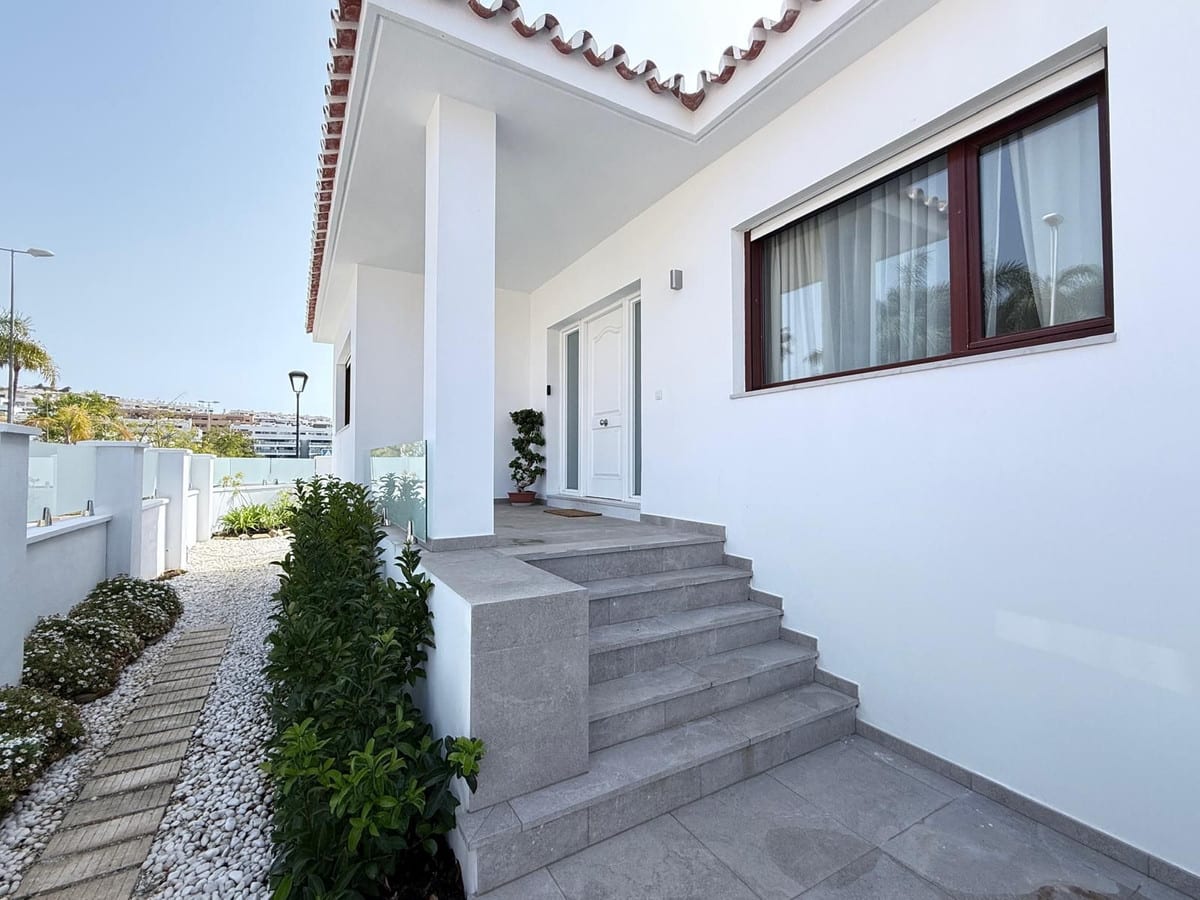 Frittliggende villa til salgs i La Cala de Mijas, Bilde 3