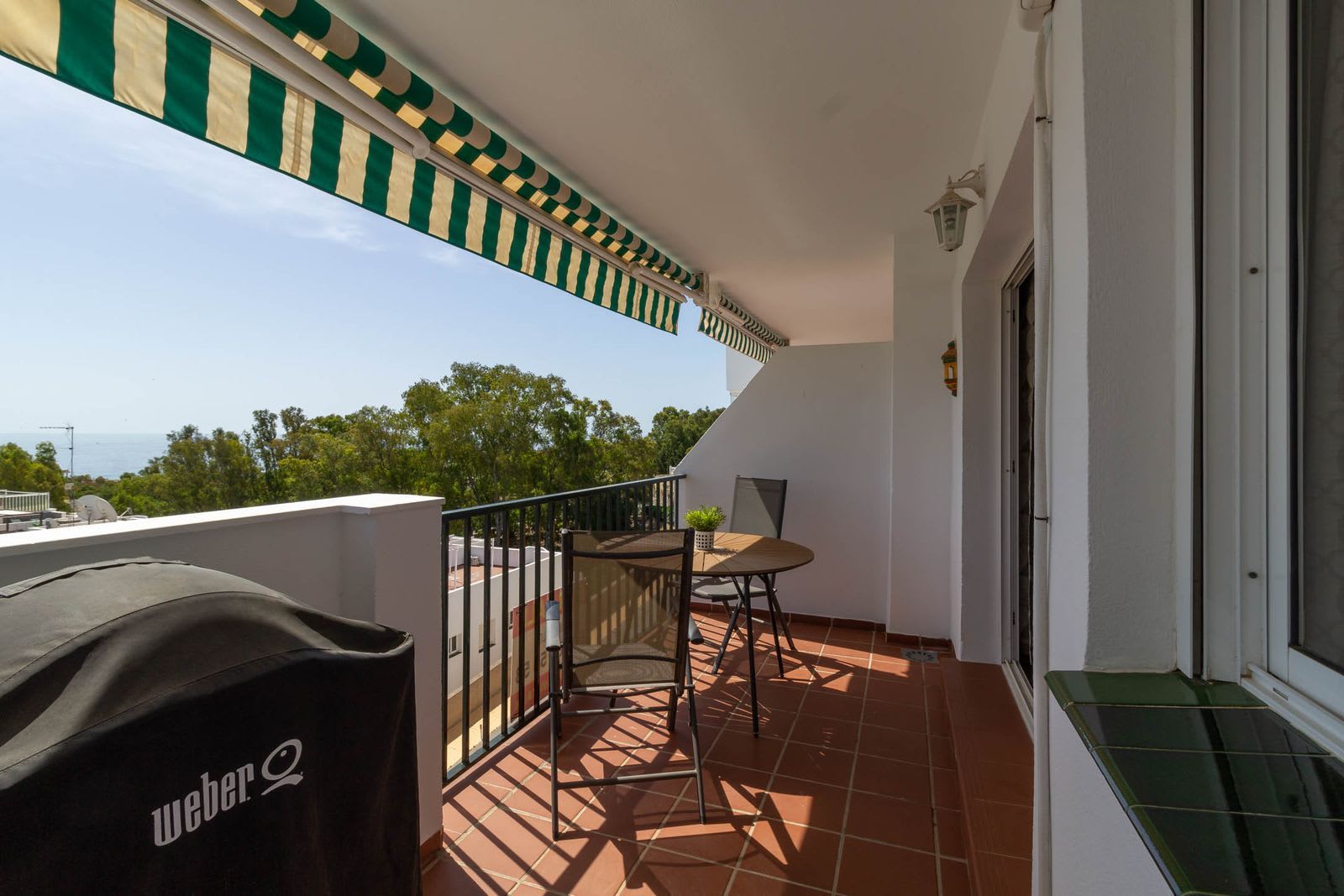 Leilighet midt i bygget til salgs i La Cala de Mijas, Bilde 2