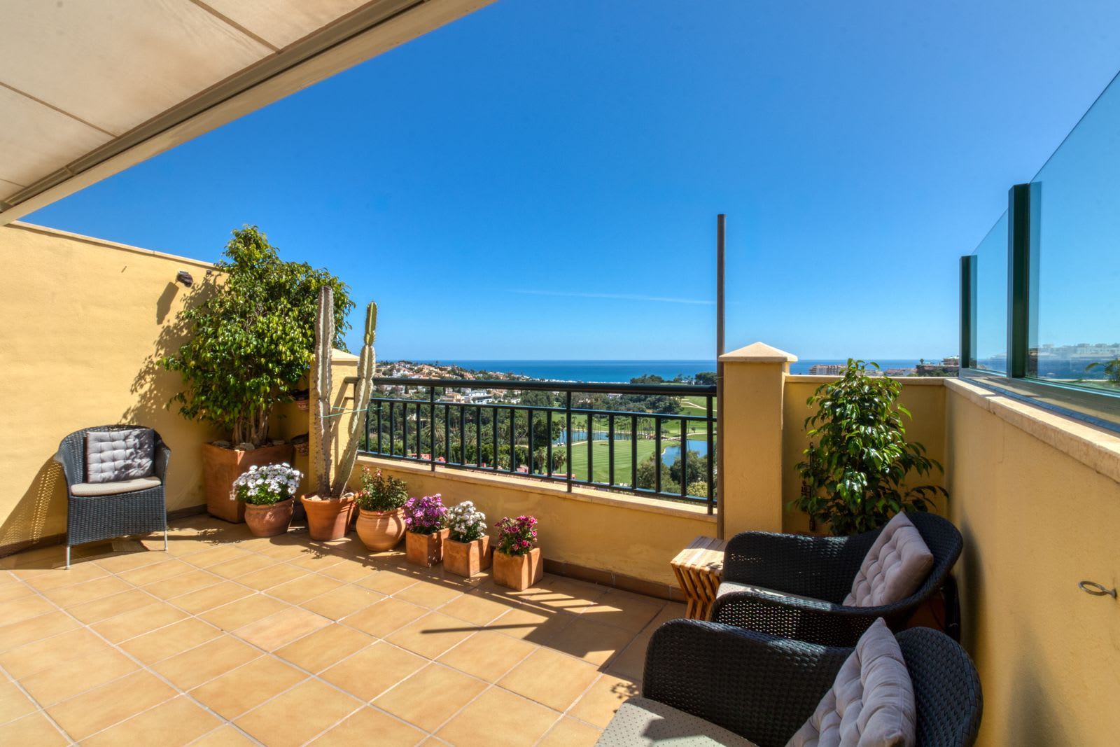 Toppleilighet med 2 soverom til salgs i Benalmadena, Bilde 3