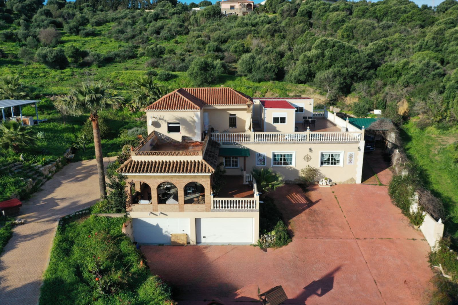 Villa til salgs i Estepona, Bilde 3