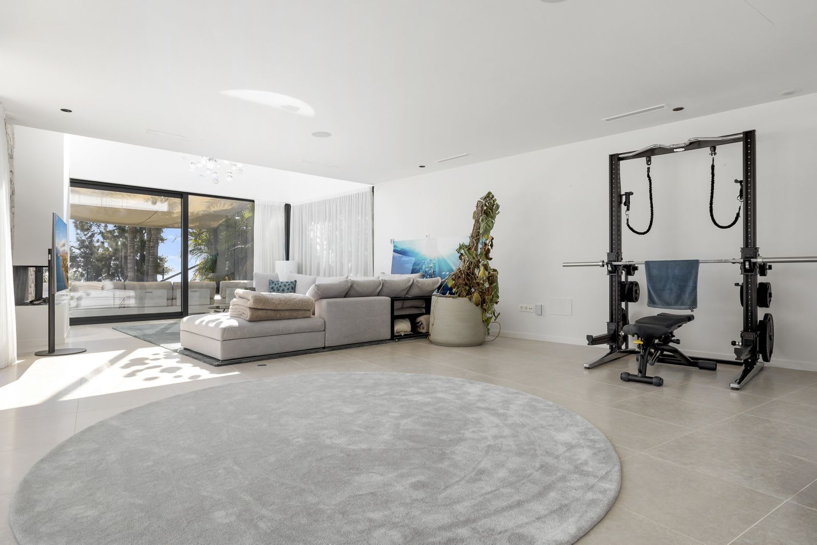 Frittliggende villa til salgs i La Alquería, Benahavís, Bilde 3