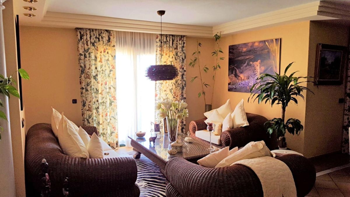 Villa til salgs i Estepona, Bilde 3