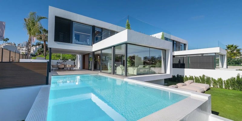 Frittliggende villa til salgs i El Paraiso