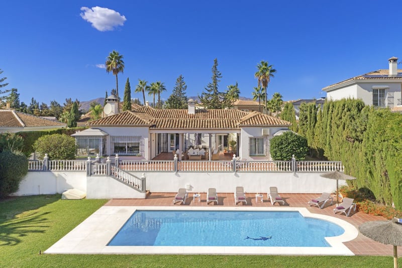 Frittliggende villa til salgs i Mijas Golf