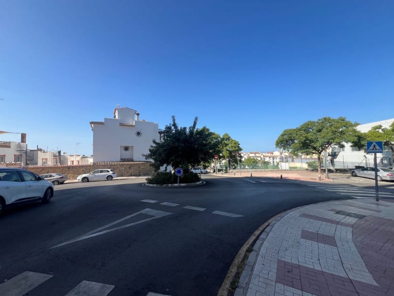 Rekkehus til salgs i Avenida de Andalucía, Estepona