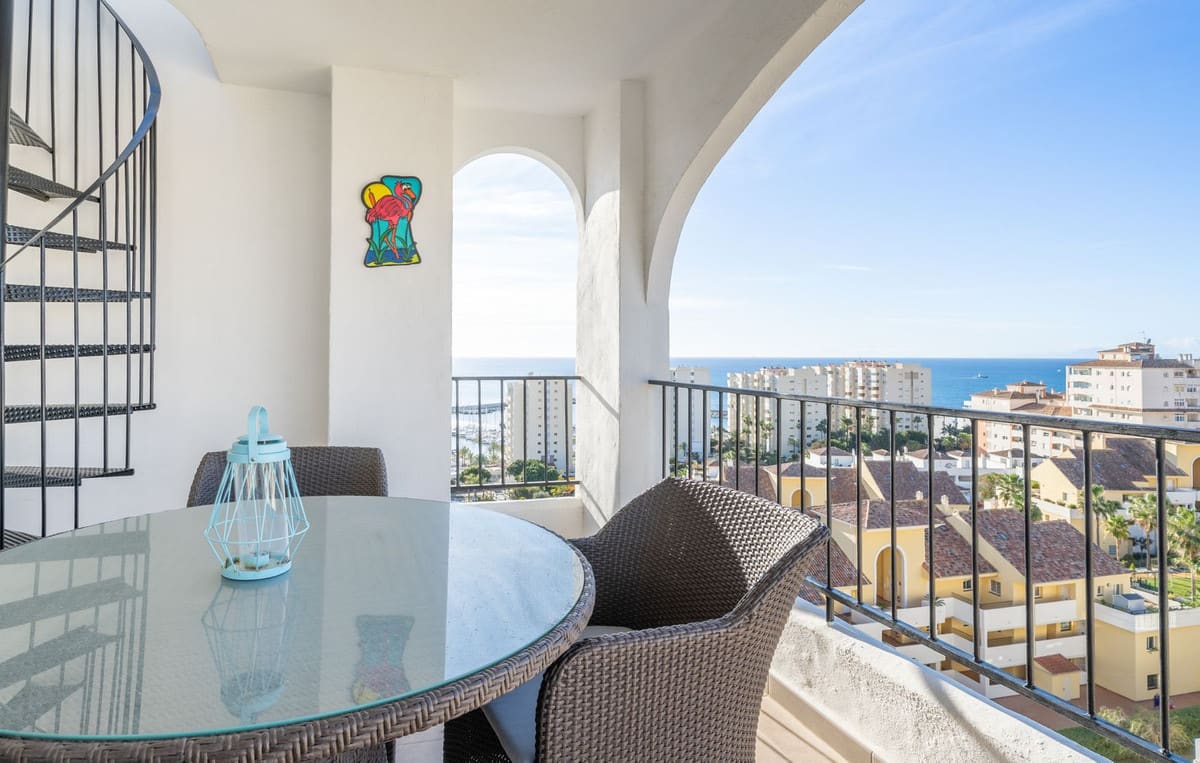 Toppleilighet til salgs i Estepona, Bilde 2