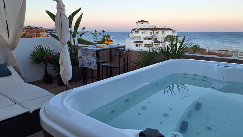 Toppleilighet til salgs i Estepona
