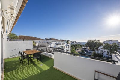 Duplex-penthouse til salgs i Puerto Banús