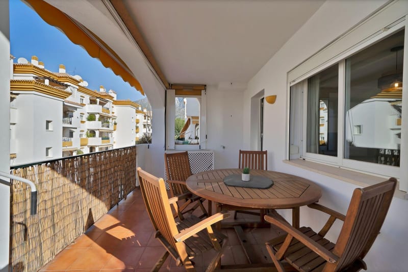 Leilighet midt i bygget til salgs i Marbella, La Carolina-Guadalpín