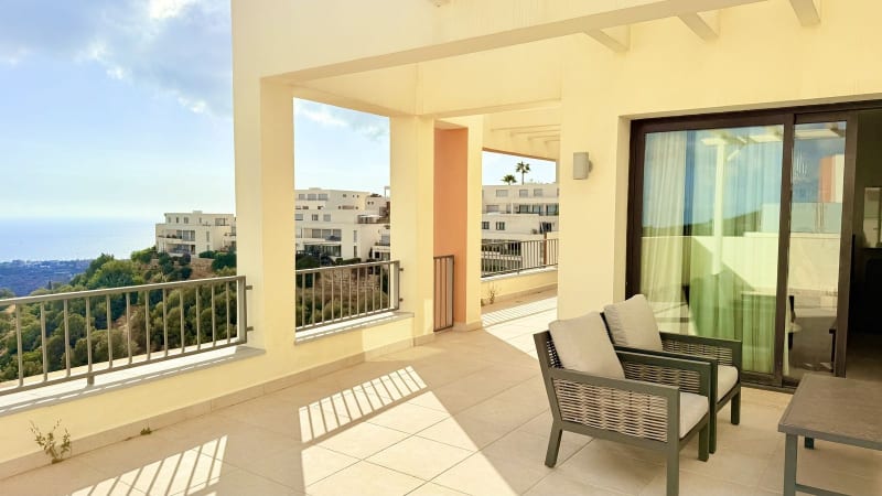 Penthouse til salgs i Altos de los Monteros