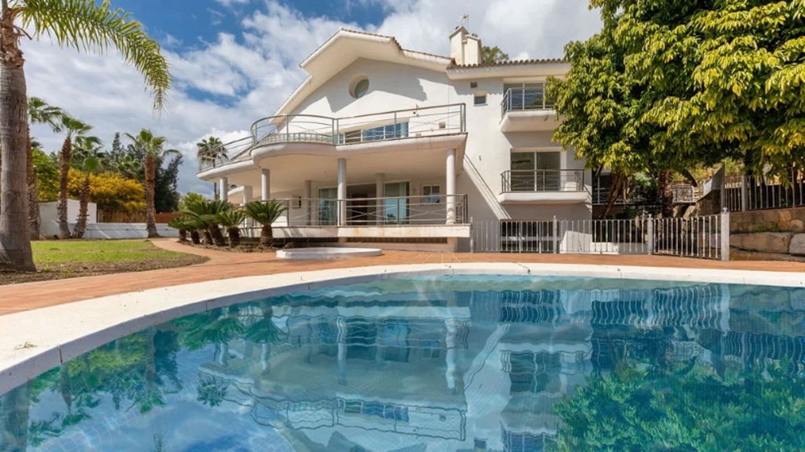Frittliggende villa til salgs i Los Almendros, Bilde 2