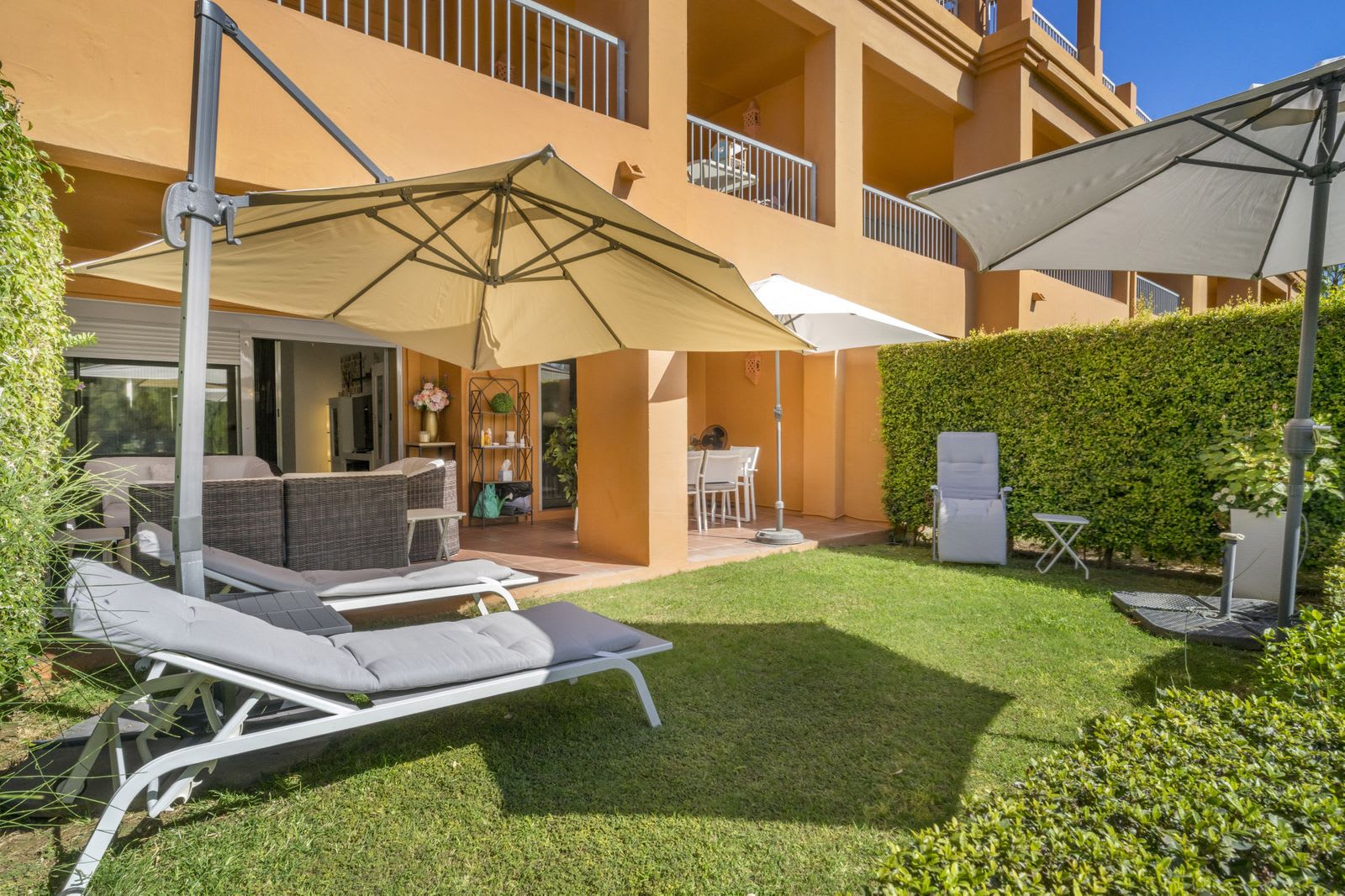 Leilighet til salgs i Benatalaya, Estepona, Bilde 2