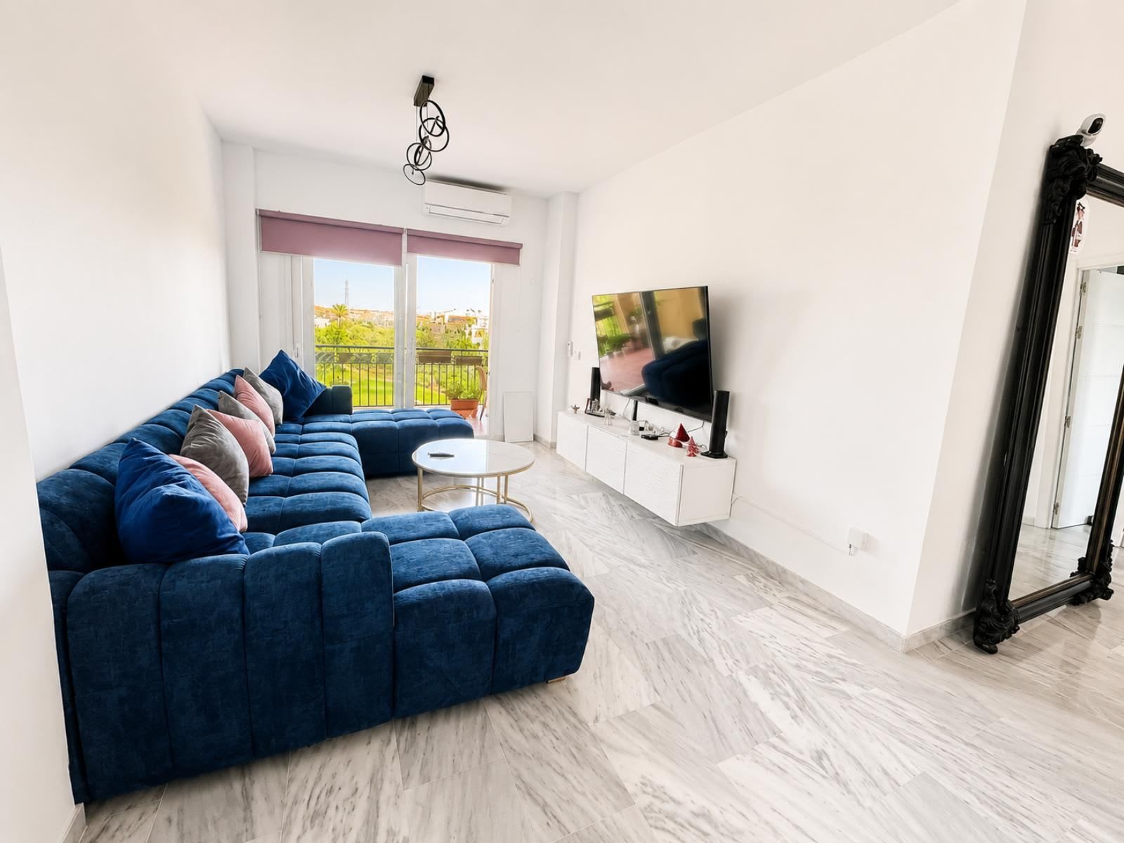 Leilighet til salgs i Riviera del Sol, Bilde 3