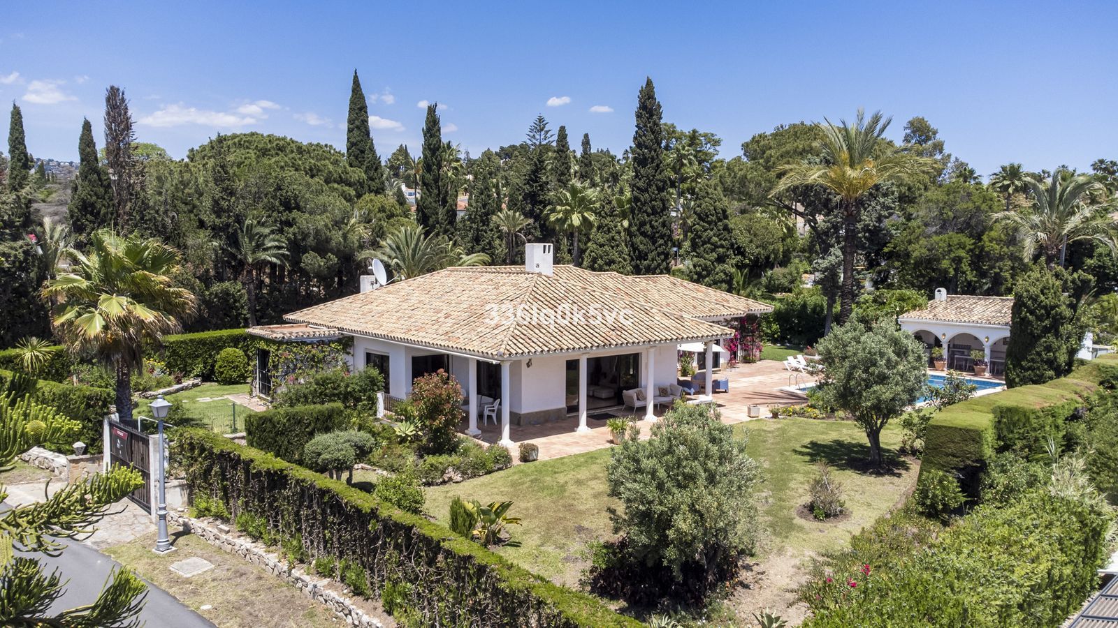 Villa til salgs i Marbella, Bilde 3