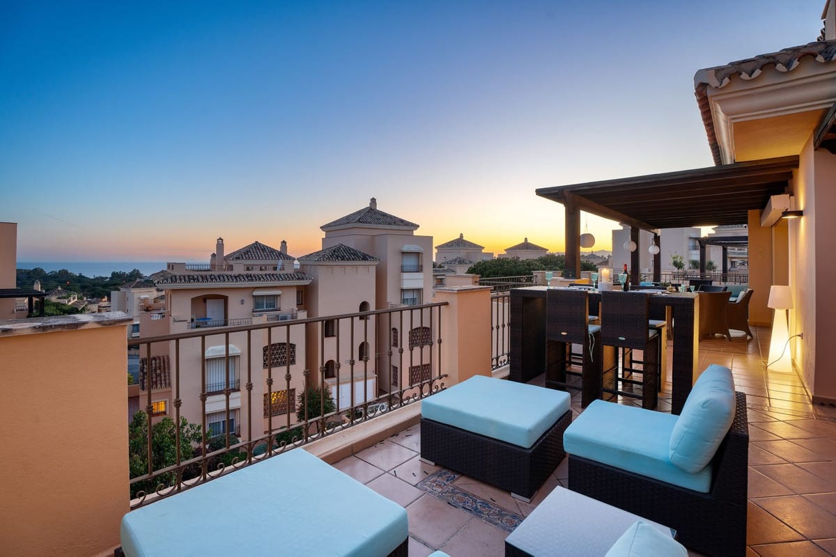 Duplex-penthouse til salgs i Elviria, Bilde 2
