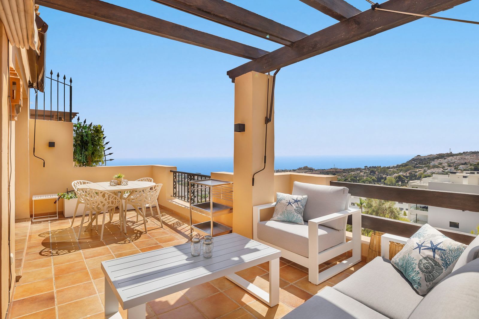 Toppleilighet med 2 soverom til salgs i Benalmadena, Bilde 2