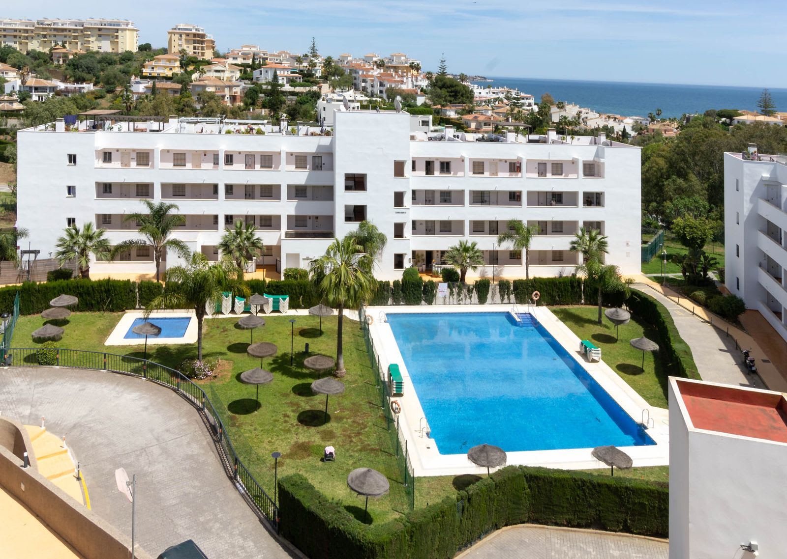 Leilighet midt i bygget til salgs i La Cala de Mijas, Bilde 2