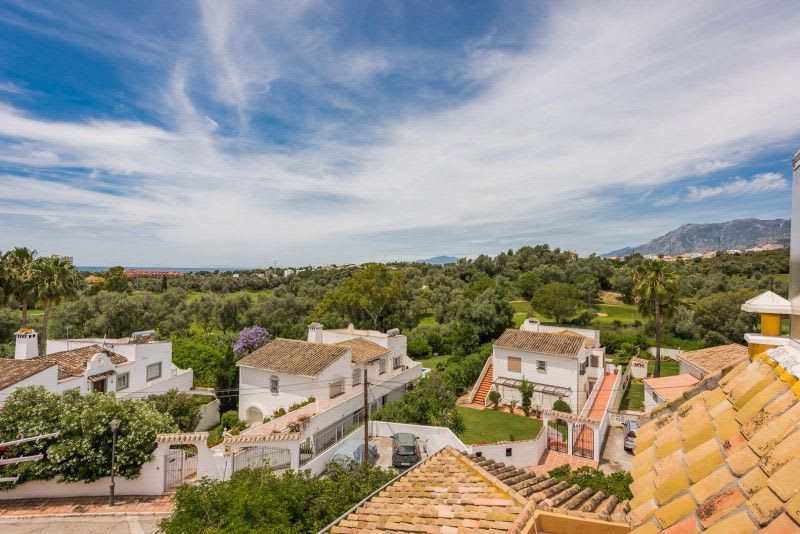 Frittliggende villa til salgs i El Rosario, Bilde 2