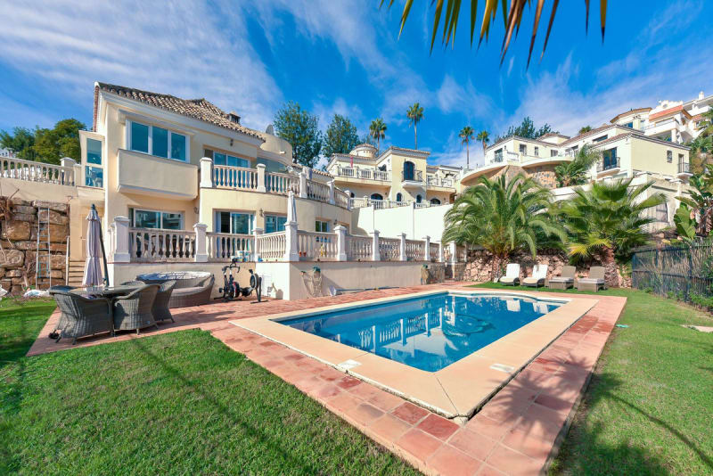 Frittliggende villa til salgs i Mijas Costa