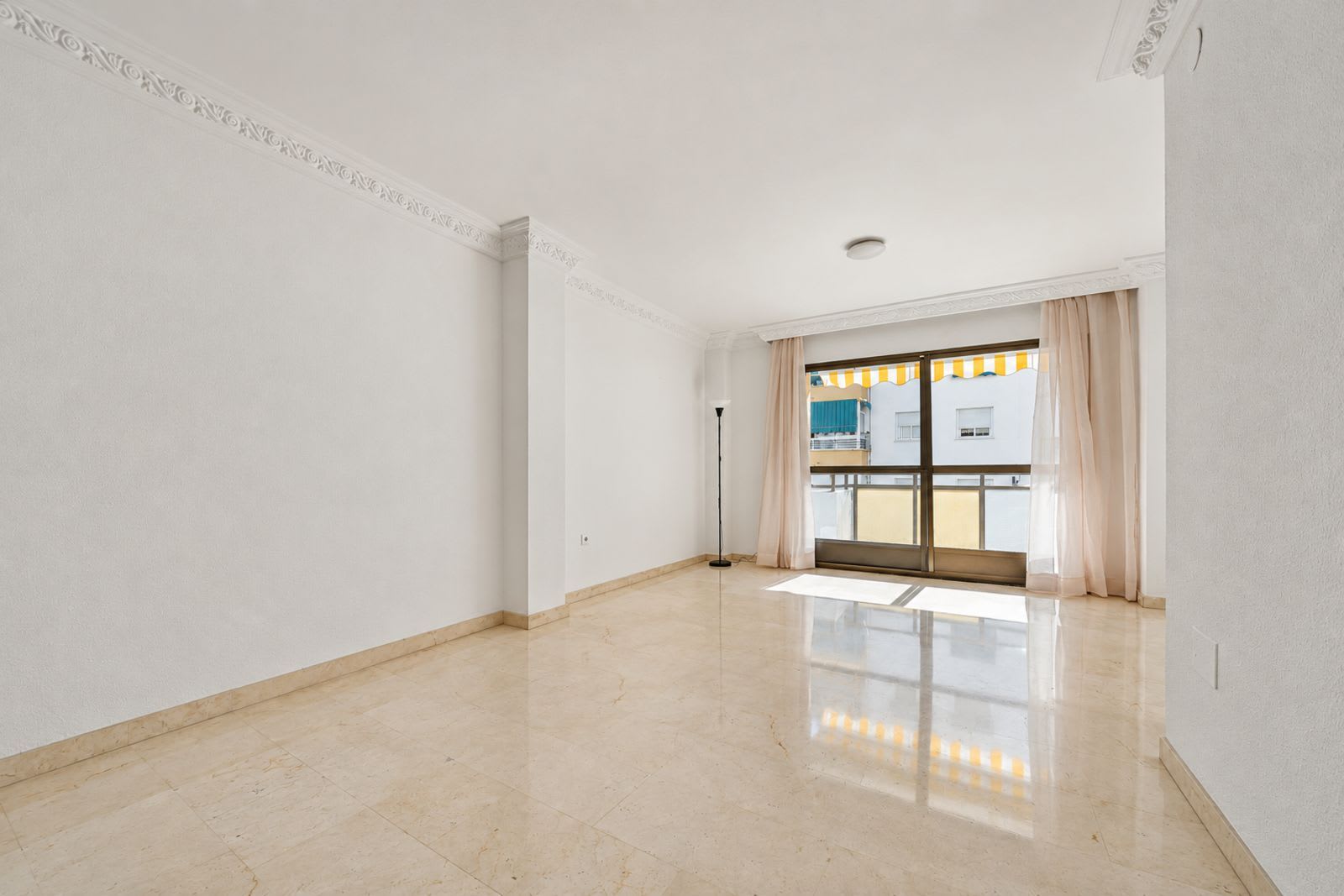 Leilighet til salgs i Estepona, Bilde 2