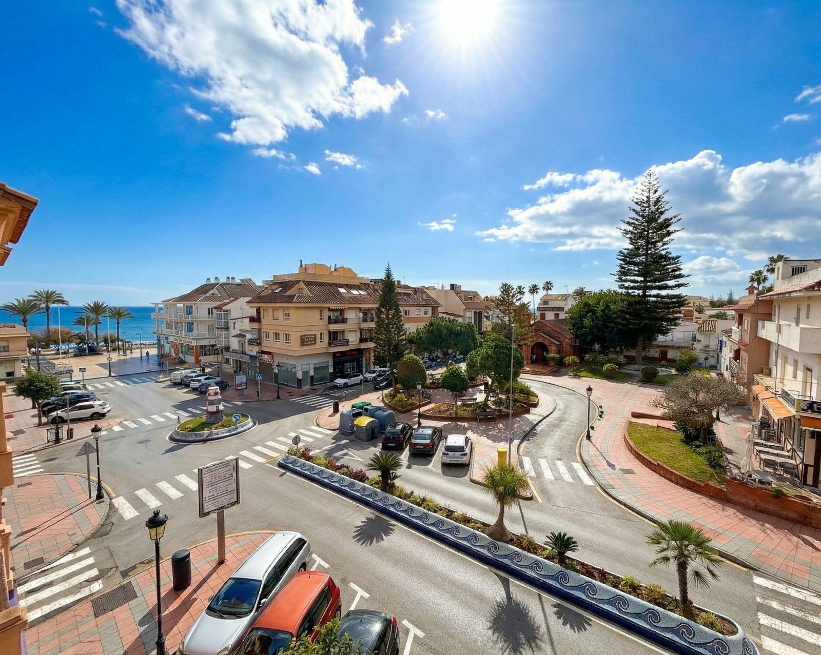 Leilighet midt i bygget til salgs i San Luis de Sabinillas, Bilde 3