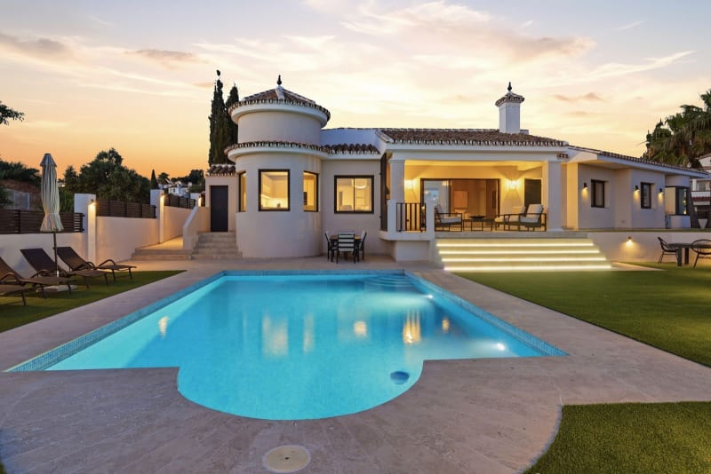 Frittliggende villa til salgs i El Chaparral