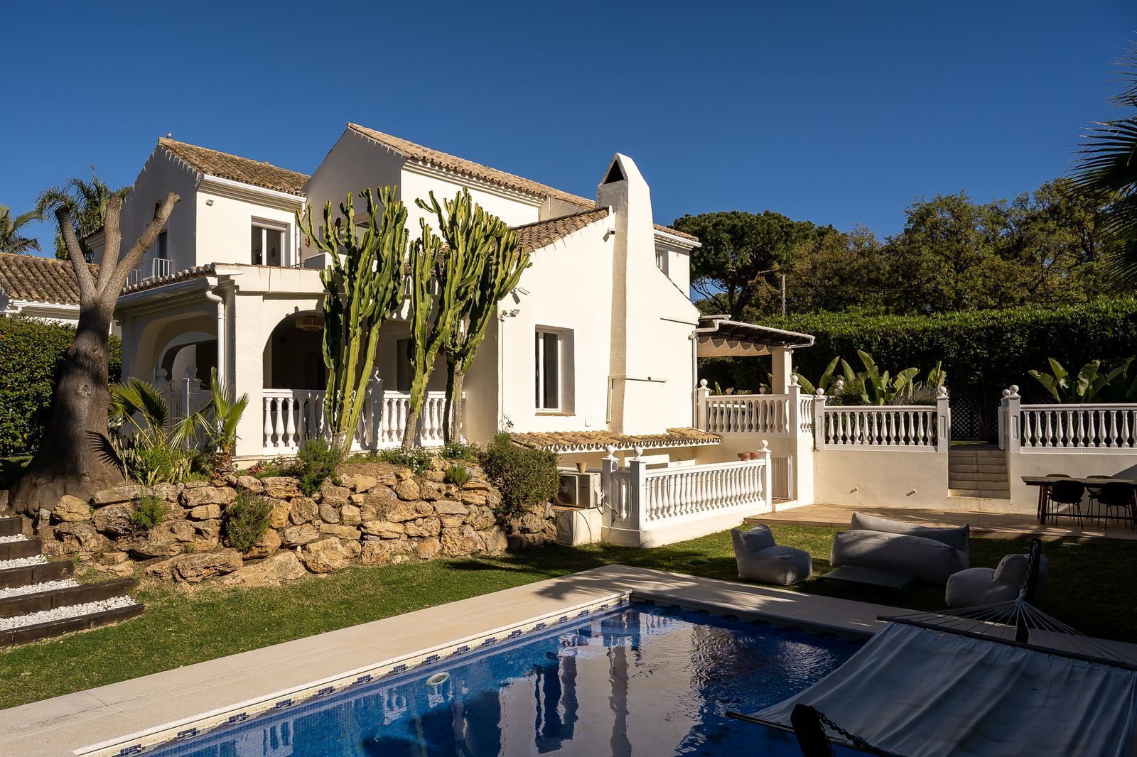 Frittliggende villa til salgs i El Rosario, Bilde 2