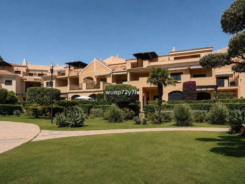 Leilighet i første etasje til salgs i Puerto Banús