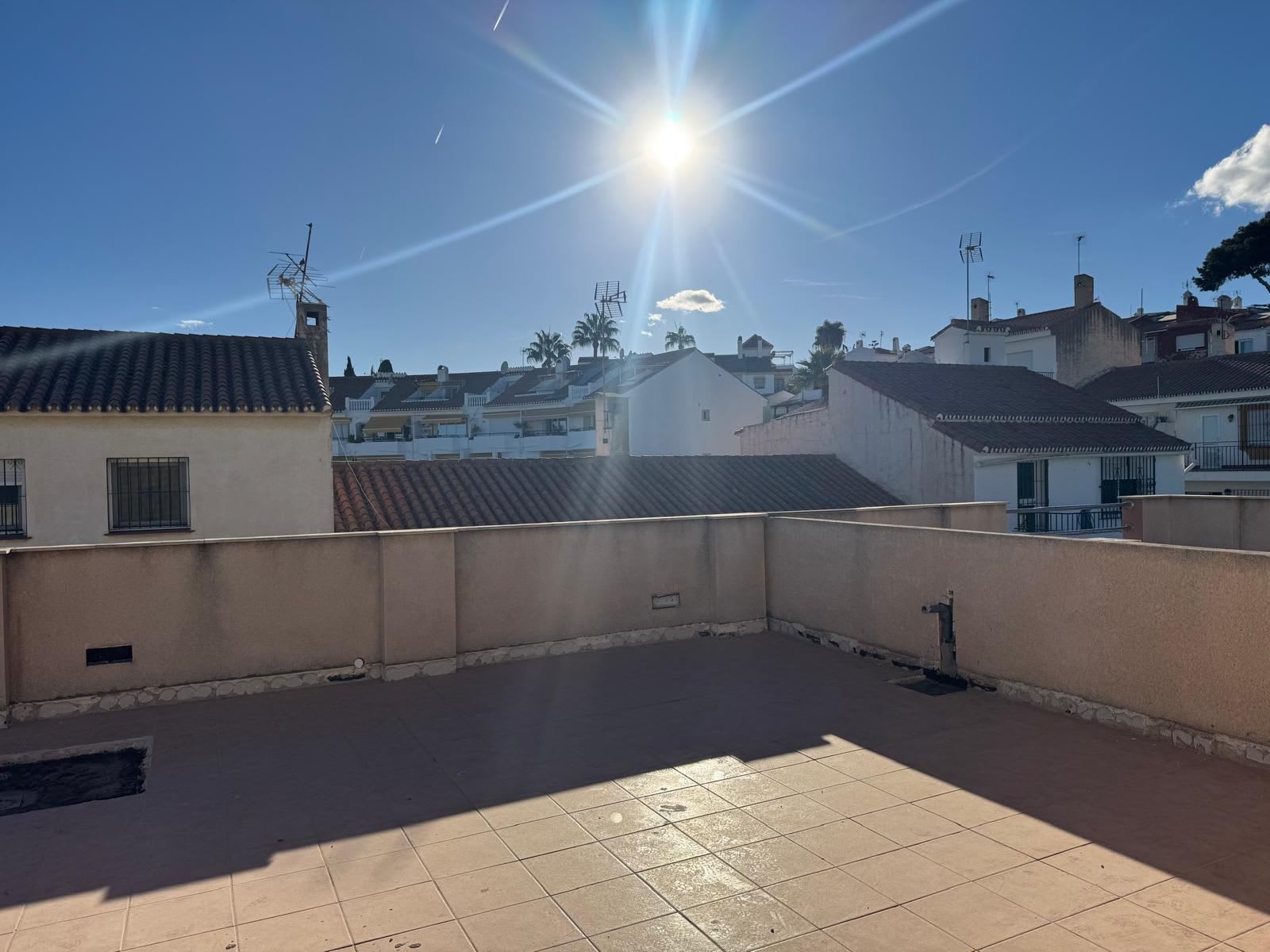 Leilighet midt i bygget til salgs i Torremolinos, Bilde 3