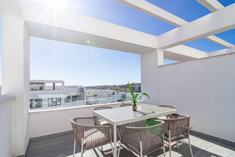 Toppleilighet til salgs i Estepona