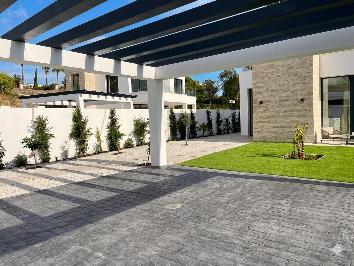 Villa til salgs i Estepona, Bilde 2
