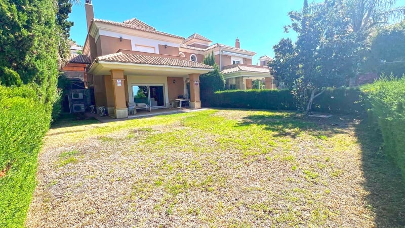 Villa til salgs i Marbella