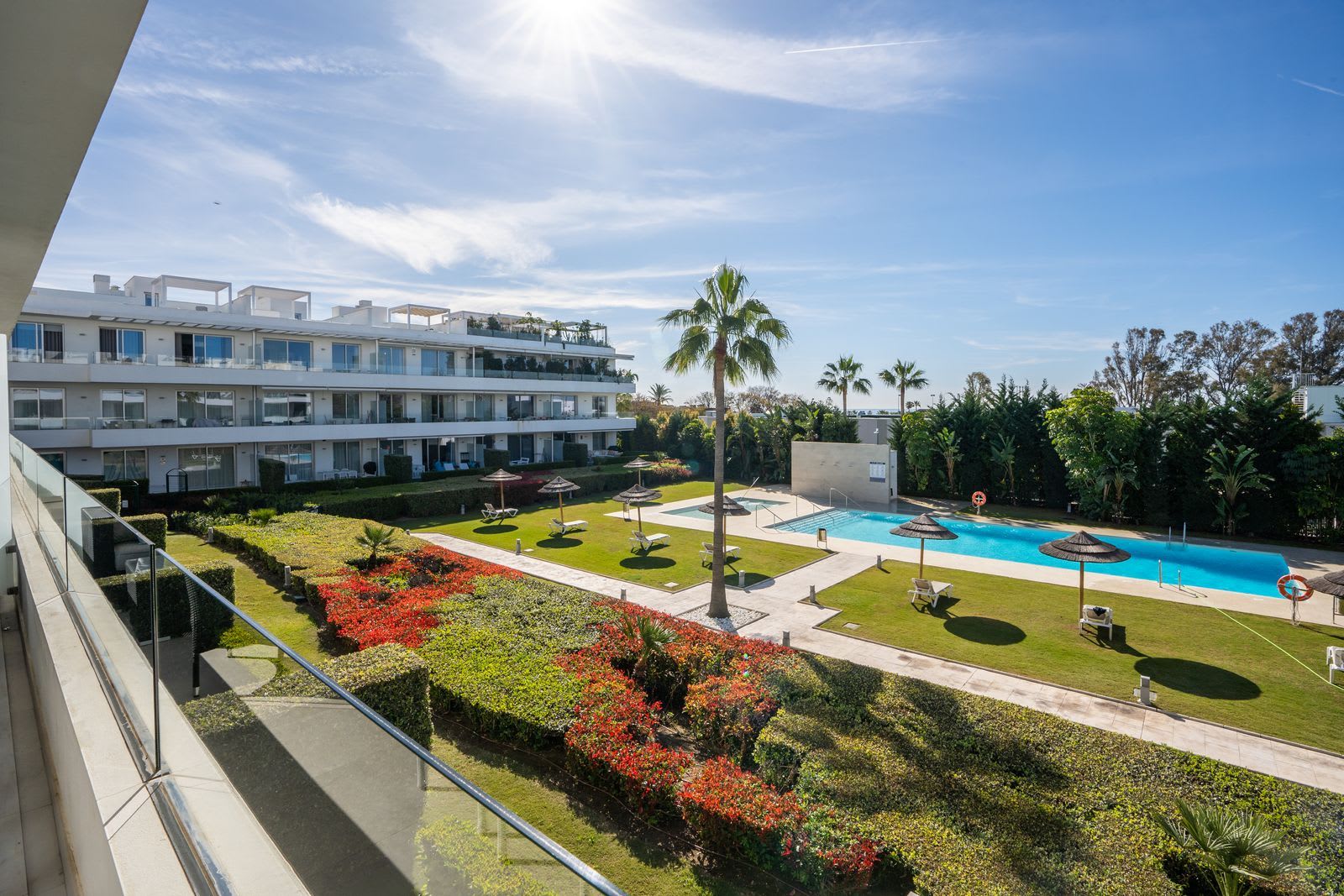 Leilighet midt i bygget til salgs i Bel Air, Bilde 3