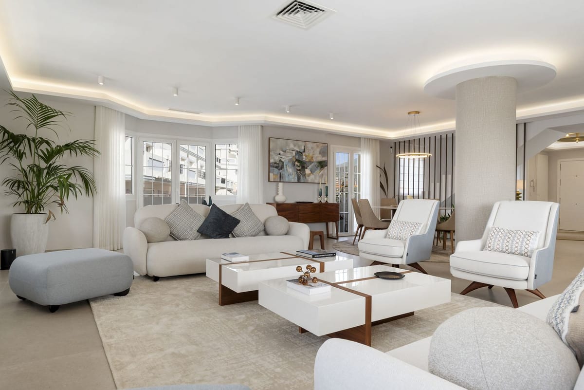 Duplex-penthouse til salgs i Nueva Andalucía, Bilde 2