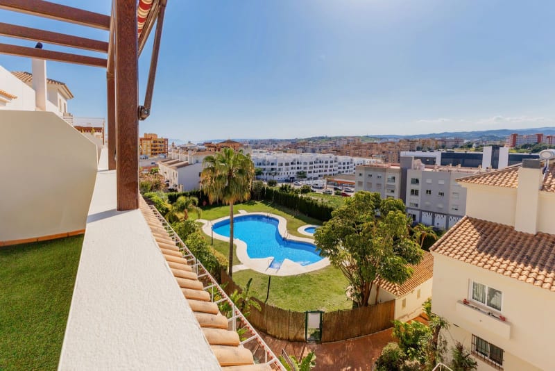 Toppleilighet til salgs i Estepona