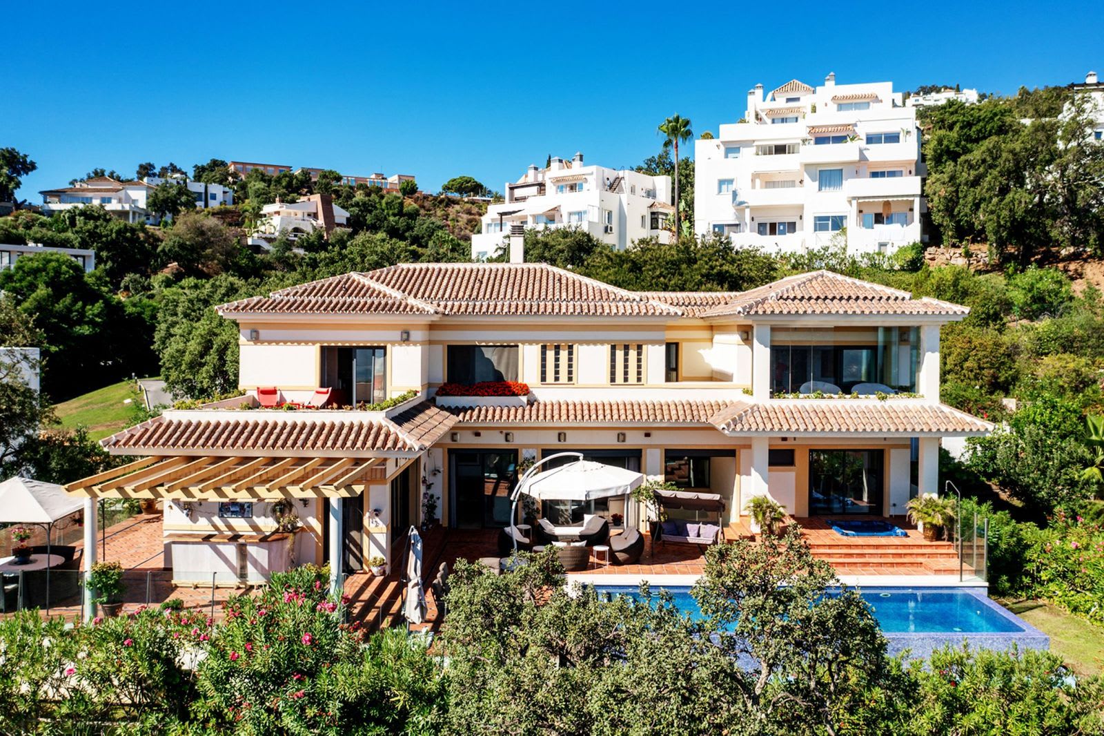 Frittliggende villa til salgs i La Mairena, Bilde 3