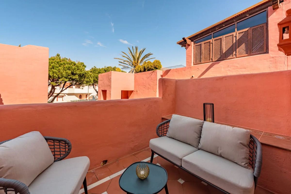 Leilighet midt i bygget til salgs i Elviria, Bilde 2