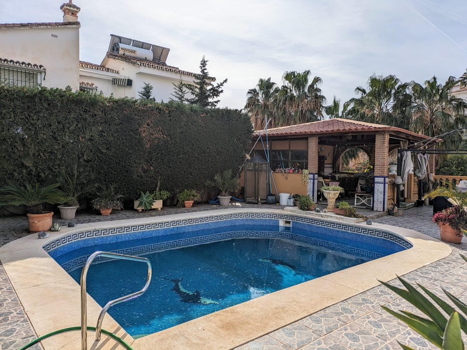 Villa til salgs i Benalmadena, Bilde 2