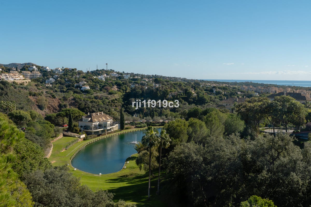 Leilighet midt i bygget til salgs i Elviria, Bilde 2