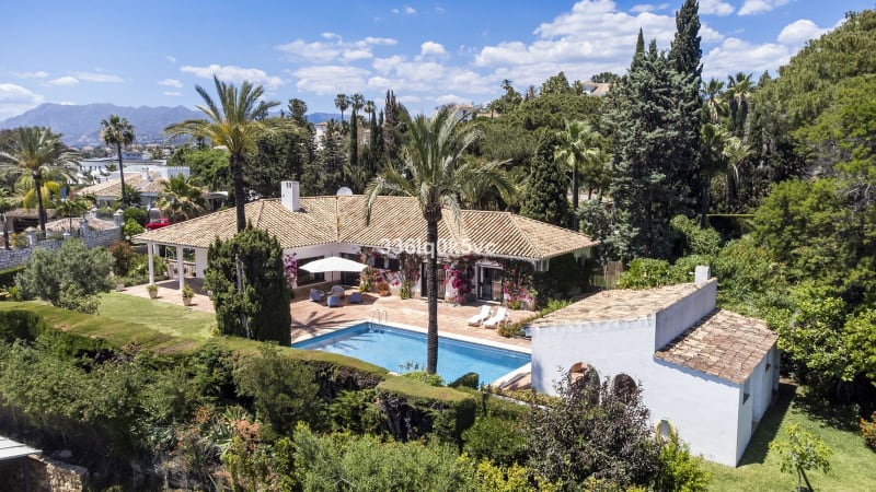 Villa til salgs i Marbella
