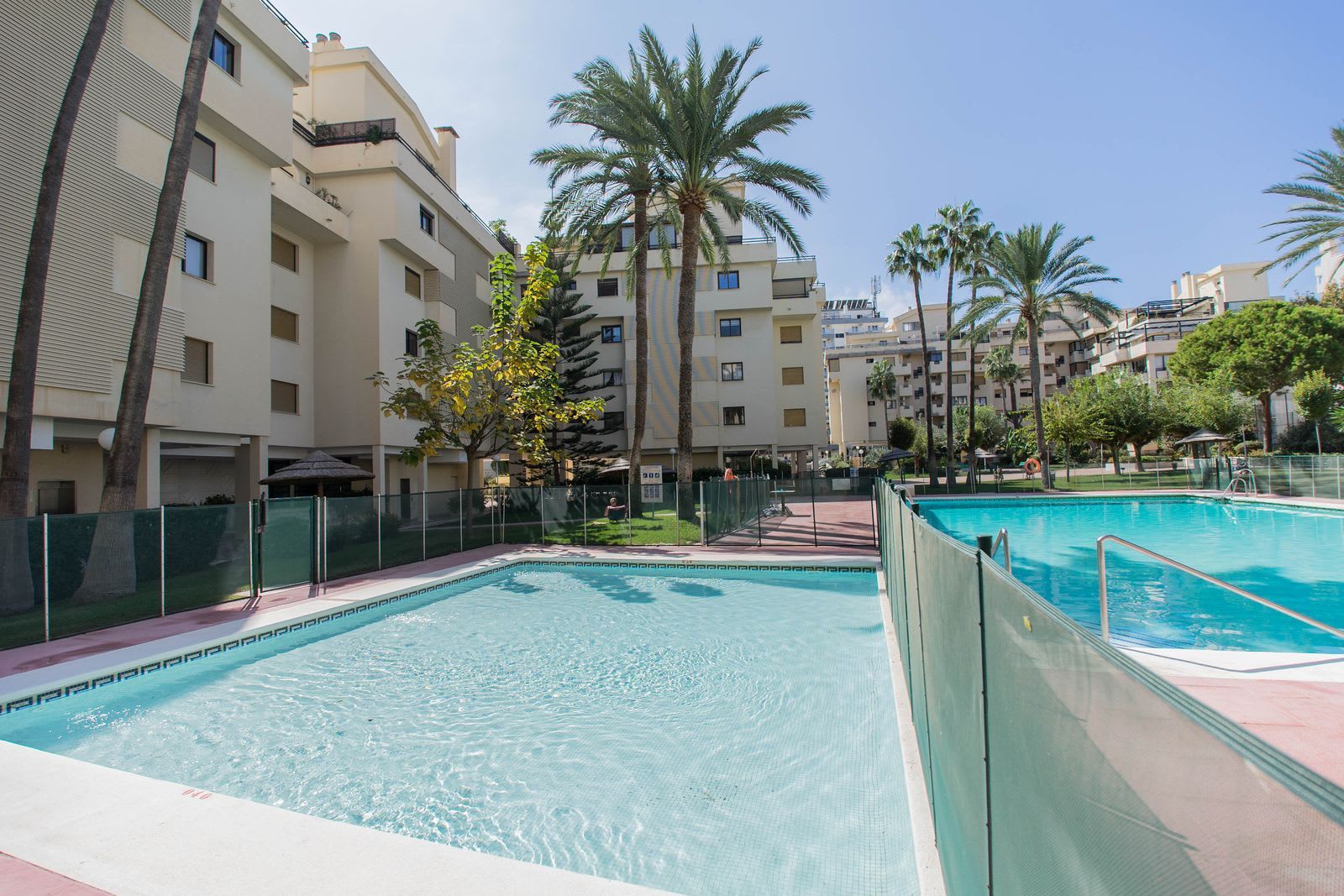 Leilighet midt i bygget til salgs i Torremolinos, Bilde 2