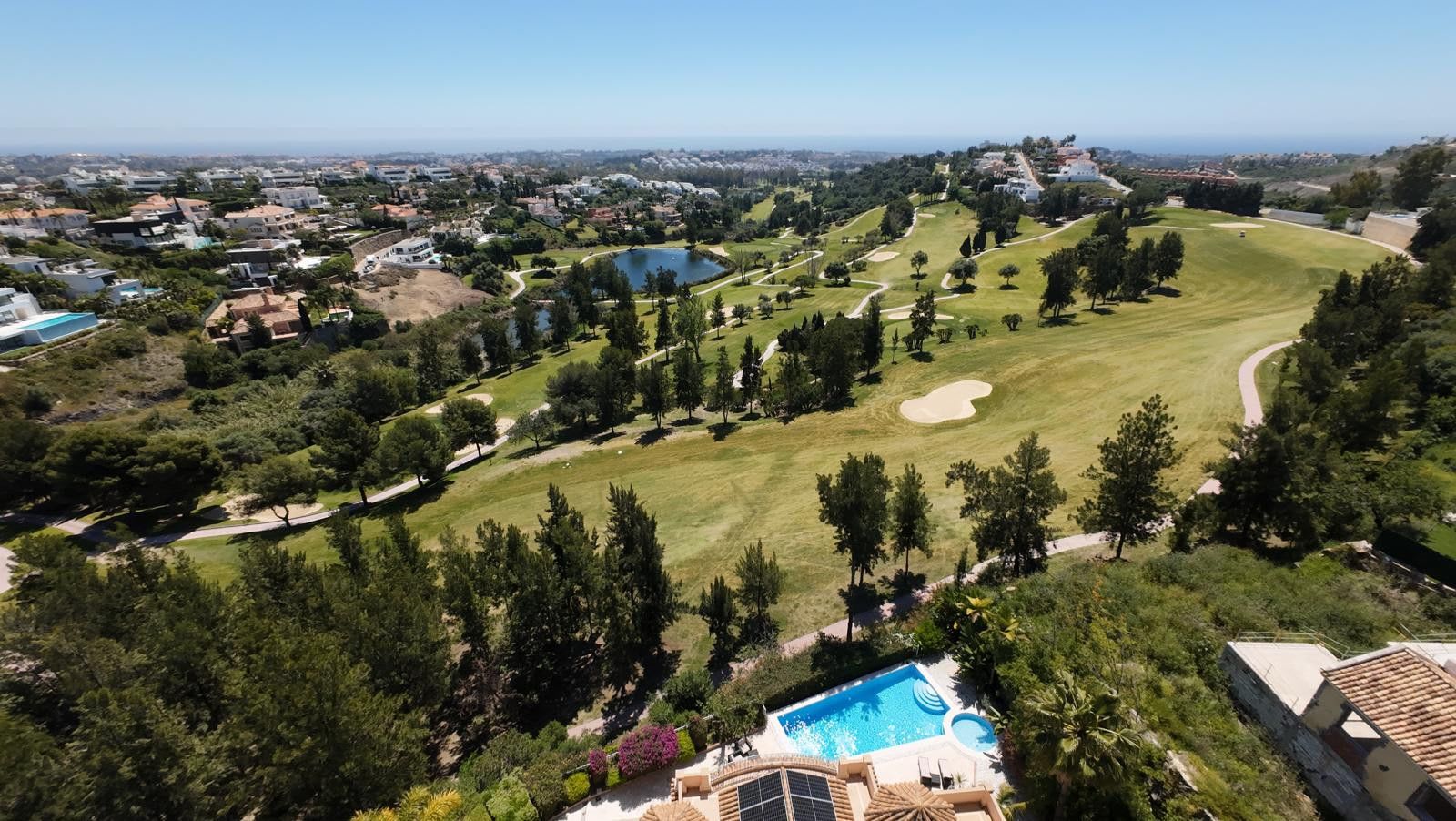Villa til salgs i Estepona, Bilde 2