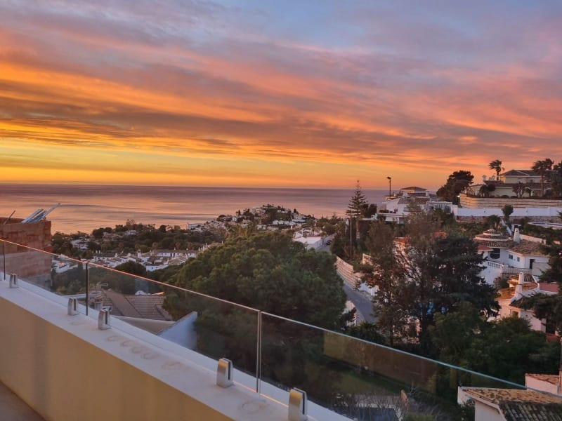 Frittliggende villa til salgs i Benalmadena