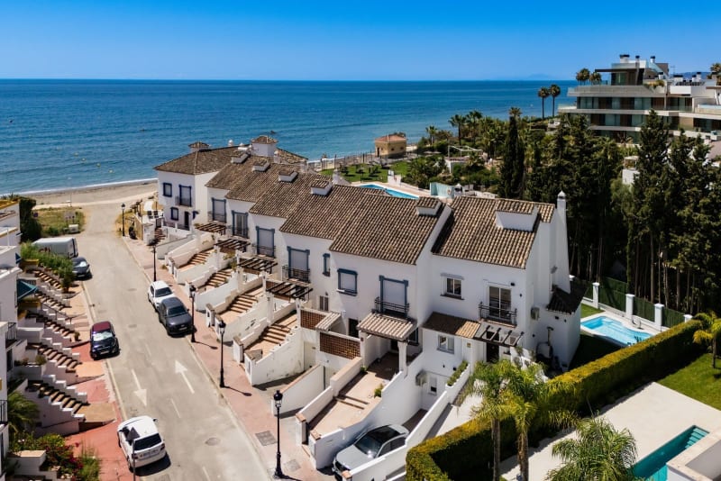 Villa til salgs i Estepona