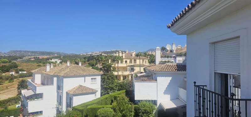 Penthouse til salgs i Casares Playa