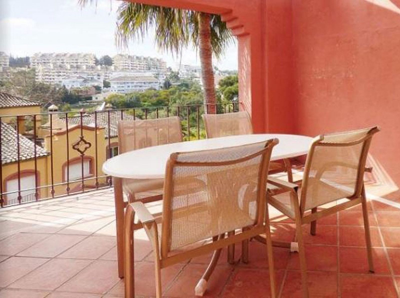 Duplex-penthouse til salgs i Puerto Banús, Bilde 2